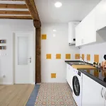 ホームステイ Alberto En Piso Compartido Bano Y Zonas Comunes Compartido *