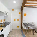 ホームステイ Alberto En Piso Compartido Bano Y Zonas Comunes Compartido ビルバオ
